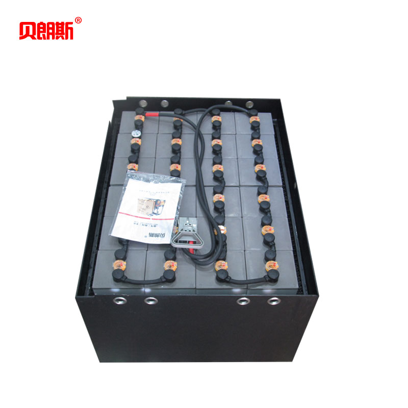 TCM叉車電池：提高叉車效率、降低運營成本